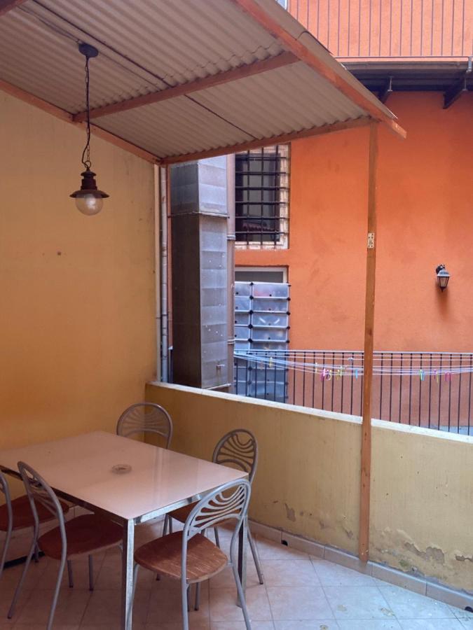 Renovated Apartment With 3 Bedrooms In An Historic Palazzo Between Port And Old Town Livorno Bagian luar foto